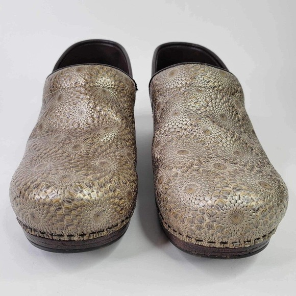 Dansko XP Women Clogs Professional Tan Floral Comfort Shoe Size 41 US 10.5 - Picture 2 of 10